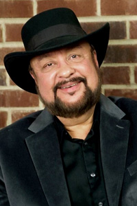 Robert Alaniz writer / director photo